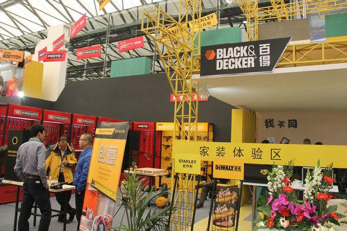 第二十五届中国国际五金博览会手工具展台巡礼----史丹利百得工具展台(图1)