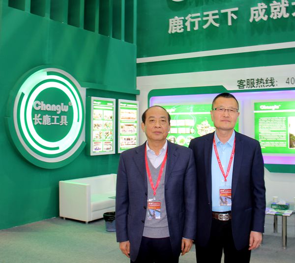 朱仁和理事长莅临第三十三届中国国际五金博览会现场(图9)